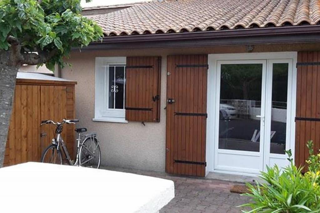 Maisonnette au pied de l'Océan avec terrasse Biscarrosse Extérieur photo