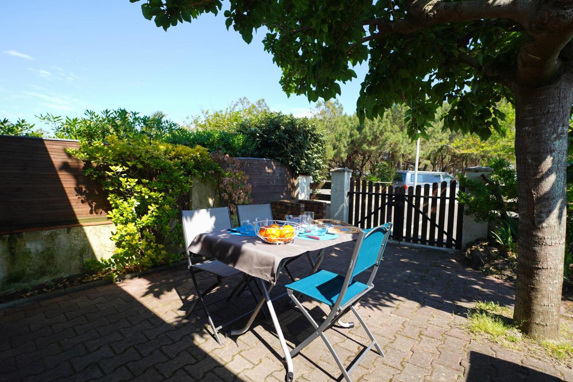 Maisonnette au pied de l'Océan avec terrasse Biscarrosse Extérieur photo